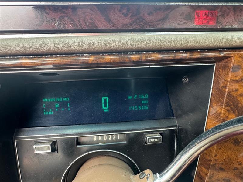 Cadillac Brougham Base 1991