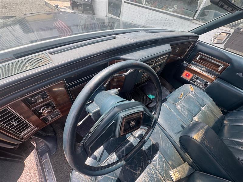 Cadillac Fleetwood Brougham Sedan 1986