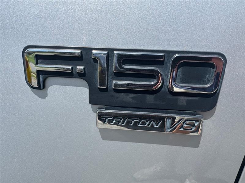 Ford F-150 XLT SuperCrew Short Bed 2WD 2002