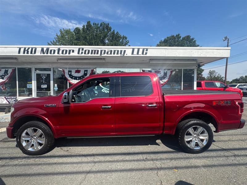 Ford F-150 XL SuperCrew 5.5-ft. Bed 4WD 2015