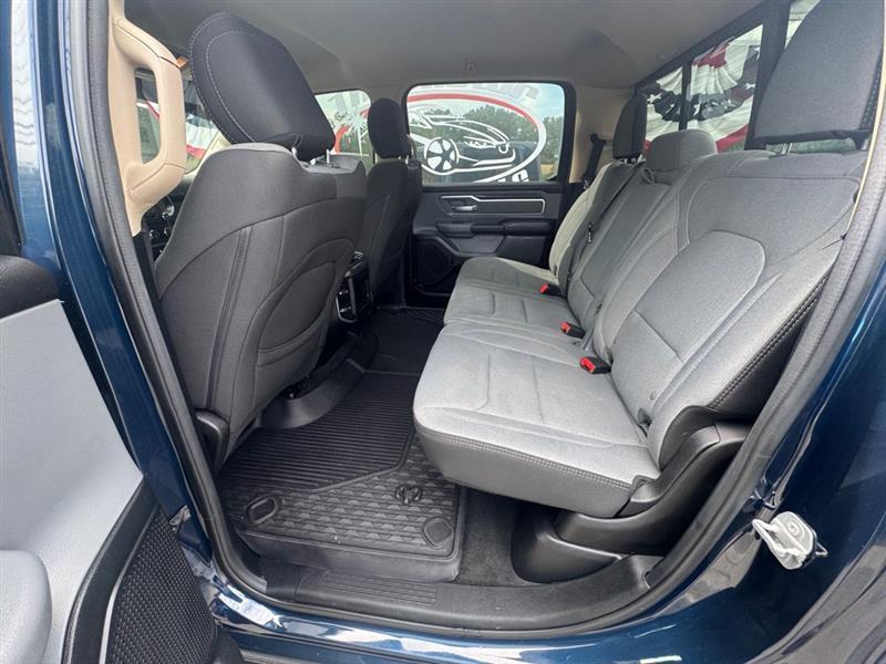 RAM 1500 Big Horn Crew Cab SWB 4WD 2019