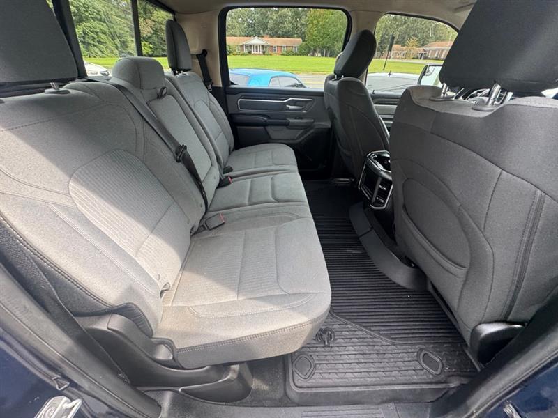 RAM 1500 Big Horn Crew Cab SWB 4WD 2019