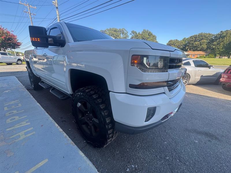 Chevrolet Silverado 1500 LT Crew Cab 4WD 2017
