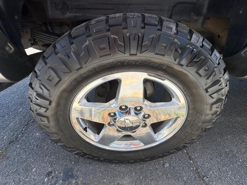 Chevrolet Silverado 2500HD LT Crew Cab 4WD 2012