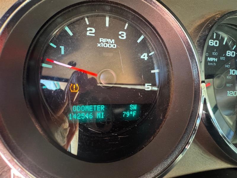 Chevrolet Silverado 2500HD LT Crew Cab 4WD 2012