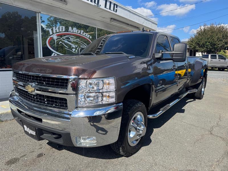 Chevrolet Silverado 3500HD Work Truck Crew Cab DRW 4WD 2008
