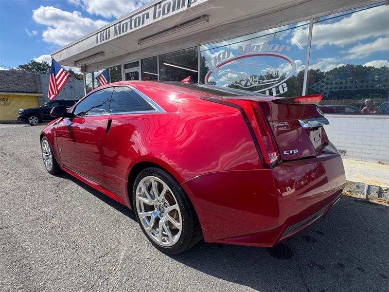 Cadillac CTS V Coupe 2011