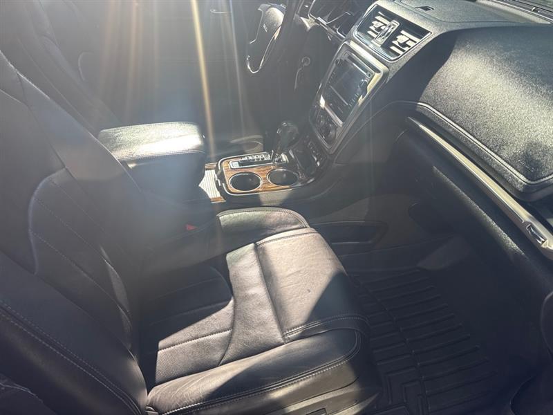 GMC Acadia Denali AWD 2013