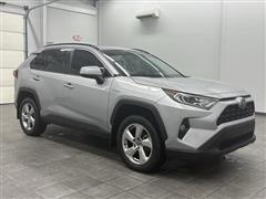 2021 Toyota RAV4  2021 Toyota RAV4