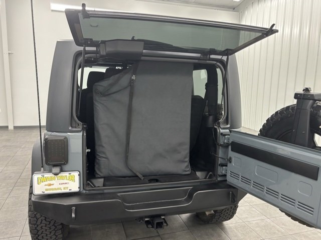 Jeep Wrangler 4WD 2dr Sport 2014
