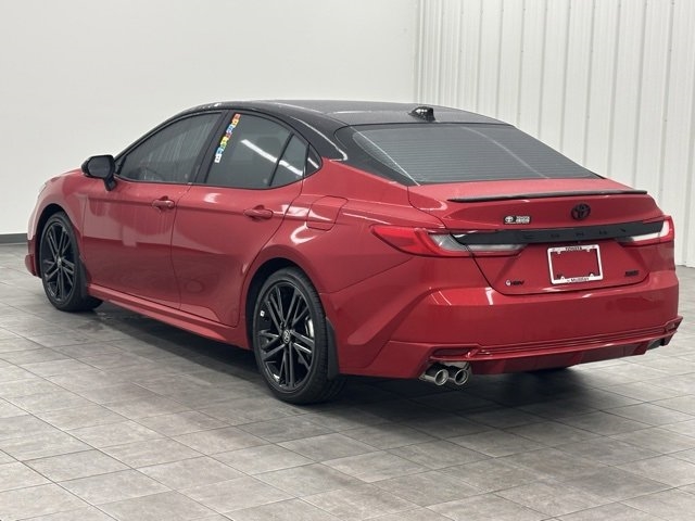 Toyota Camry XLE (Natl) 2025