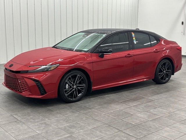 Toyota Camry XLE (Natl) 2025
