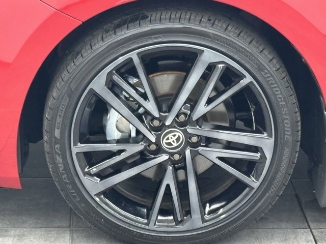 Toyota Camry XLE (Natl) 2025