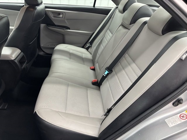 Toyota Camry XLE Auto (Natl) 2017