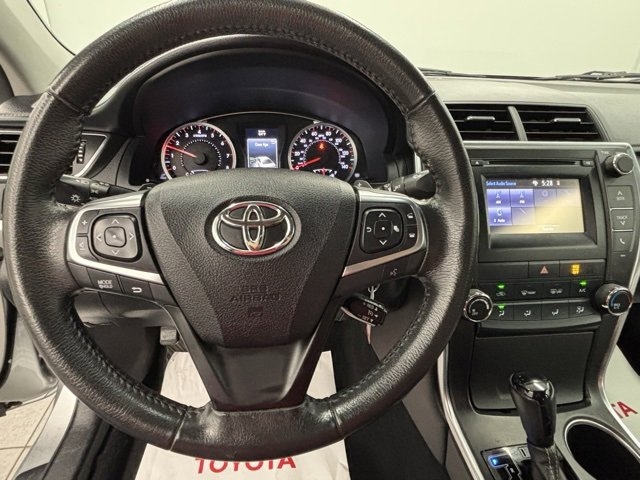 Toyota Camry XLE Auto (Natl) 2017