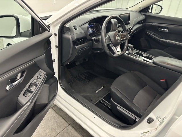 Nissan Sentra SV CVT 2023