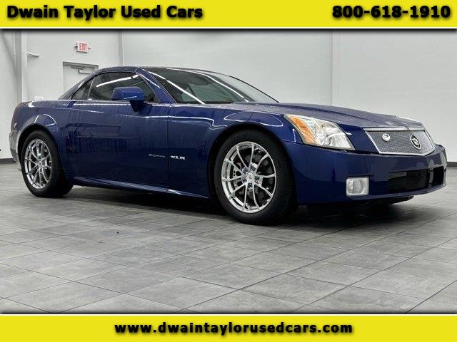 2004 Cadillac XLR 2dr Convertible