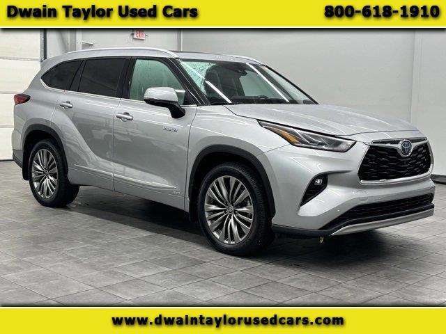2021 Toyota Highlander Hybrid Platinum AWD (Natl)