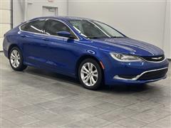2016 Chrysler 200 