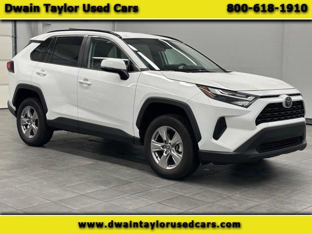 2025 Toyota RAV4 XLE FWD (Natl)