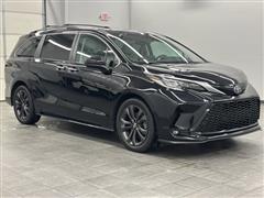 2021 Toyota Sienna 