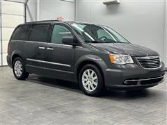 2015 Chrysler Town & Country 