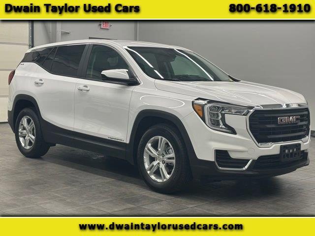 2024 GMC Terrain FWD 4dr SLE