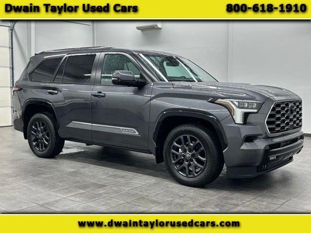 2026 Toyota Sequoia SR5 4WD (Natl)