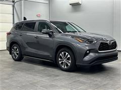 2023 Toyota Highlander 