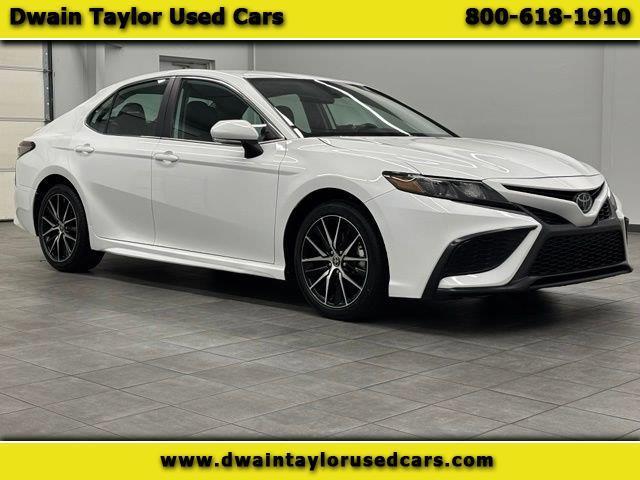 2024 Toyota Camry SE Auto (Natl)