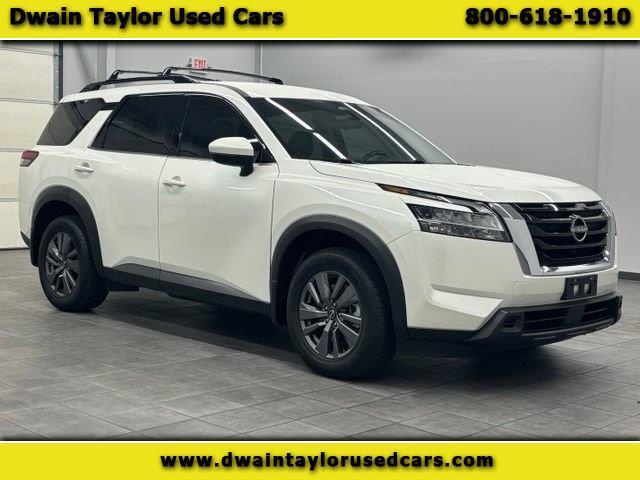 2022 Nissan Pathfinder SV 4WD
