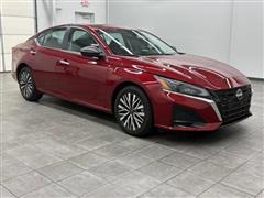 2025 Nissan Altima 