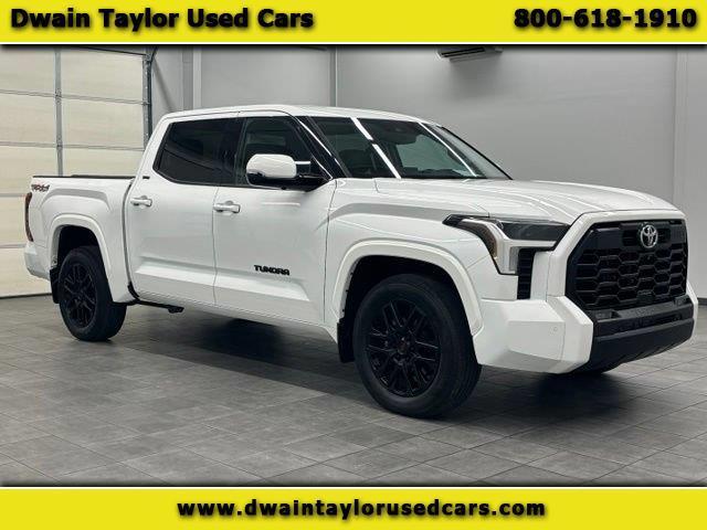 2022 Toyota Tundra 4WD SR5 CrewMax 5.5' Bed (Natl)