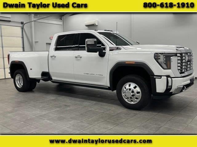 2024 GMC Sierra 3500HD 4WD Crew Cab 172" Denali