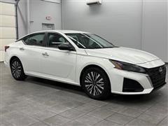 2025 Nissan Altima 