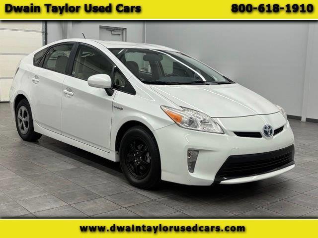 2014 Toyota Prius 5dr HB Four (Natl)