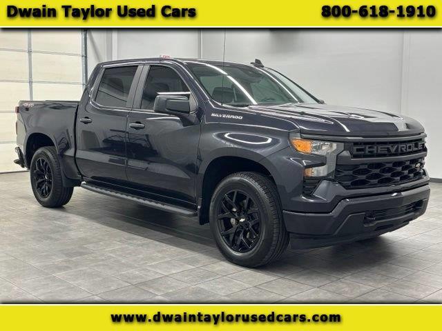 2022 Chevrolet Silverado 1500 4WD Crew Cab 147" Custom