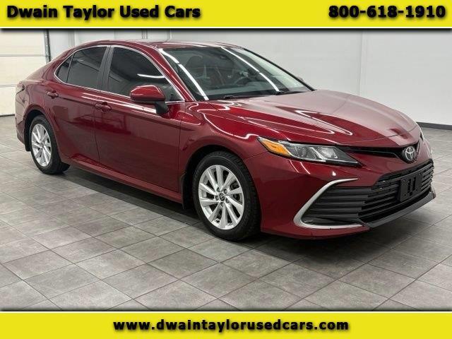 2021 Toyota Camry LE Auto (Natl)