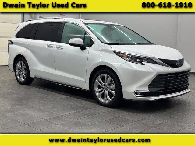 2023 Toyota Sienna Platinum FWD 7-Passenger (Natl)