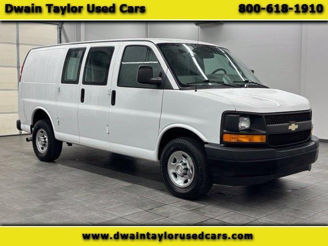 2017 Chevrolet Express Cargo Van RWD 2500 135"