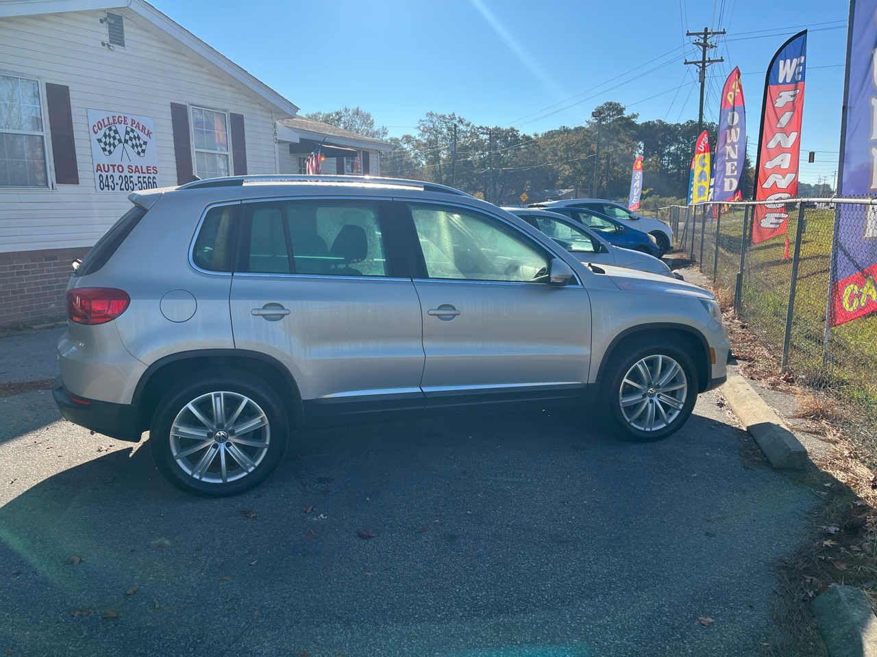 2013 Volkswagen Tiguan 2.0T FWD