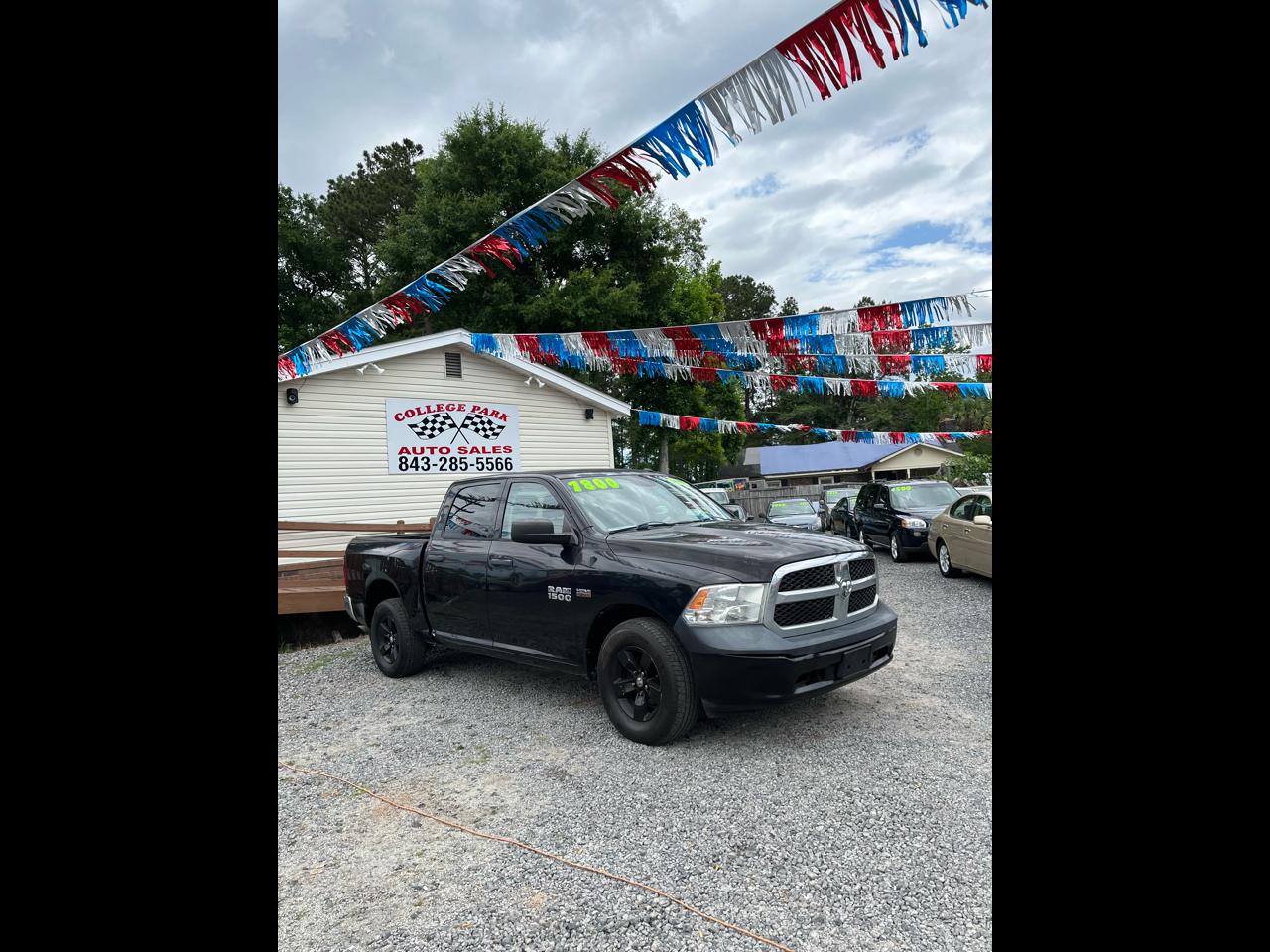 2015 RAM 1500 2WD Crew Cab 140.5" SLT