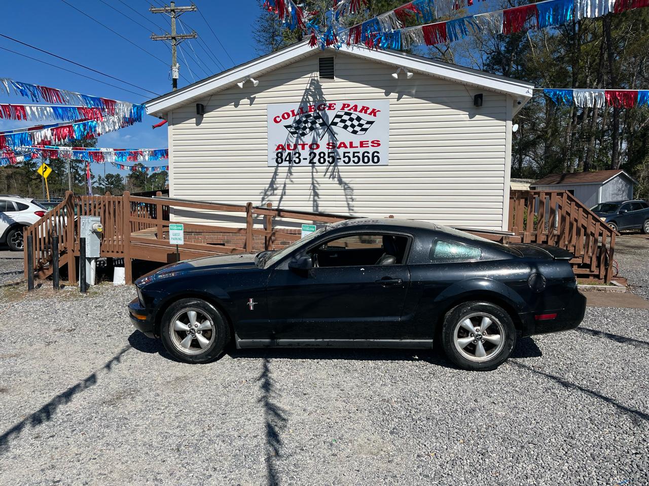 2008 Ford Mustang 2-Door Sedan