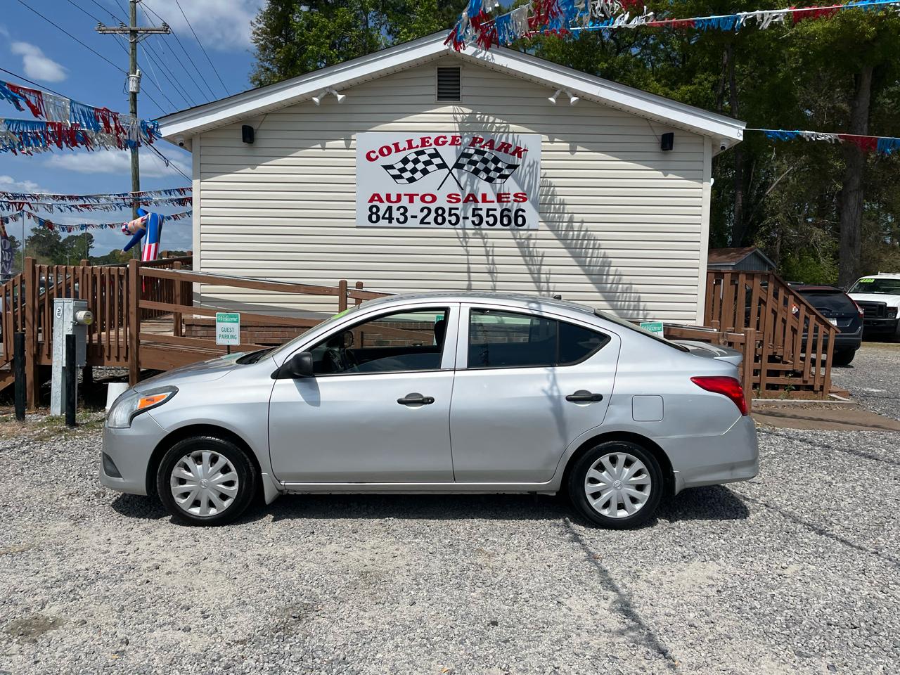 2015 Nissan Versa 1.6 S 5M