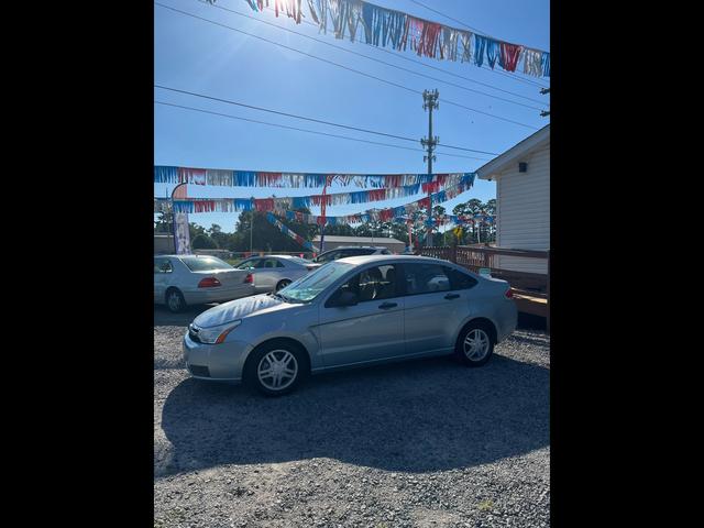 Blue 2008 Ford Focus SE Sedan Front-Wheel Drive 5-Speed Automatic