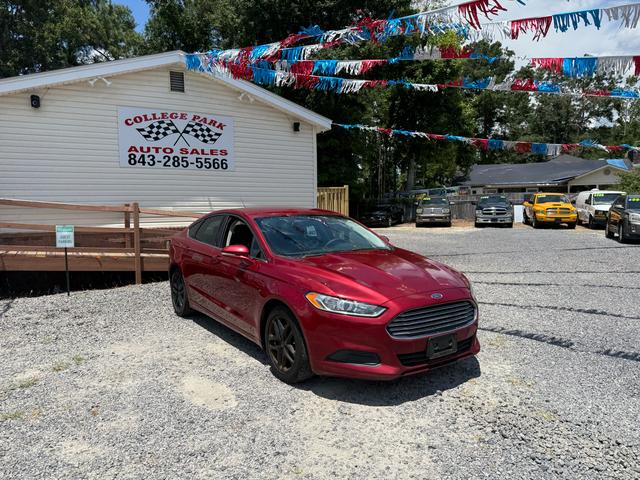 Red (Burgundy) 2016 Ford Fusion Sedan Front-Wheel Drive 6-Speed Automatic