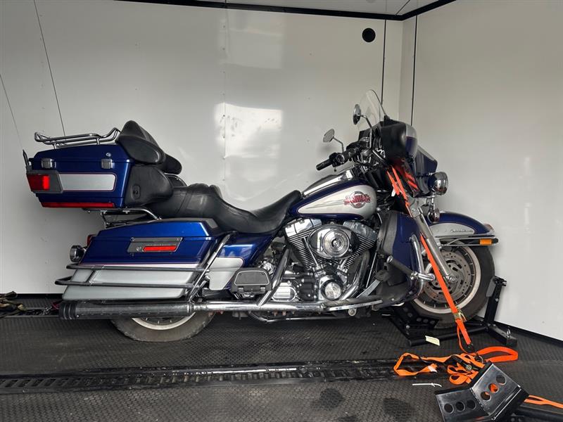 2006 Harley-Davidson FLHTCUI 