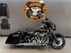 2009 Harley-Davidson FLHX 