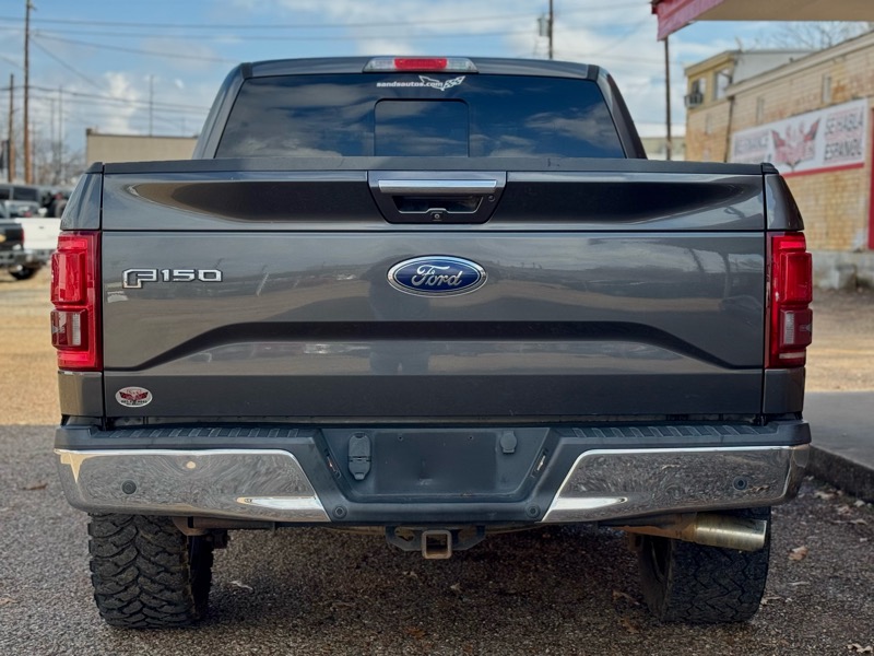 Ford F-150 XL SuperCrew 5.5-ft. Bed 4WD 2015