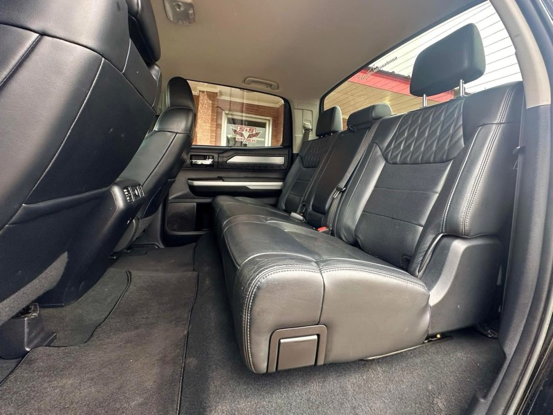 Toyota Tundra Platinum CrewMax 5.7L 4WD 2019